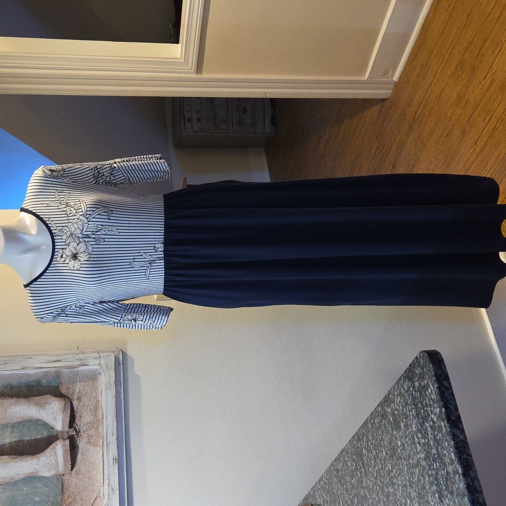 Reborn Navy and White Floral Long Sleeve Dress